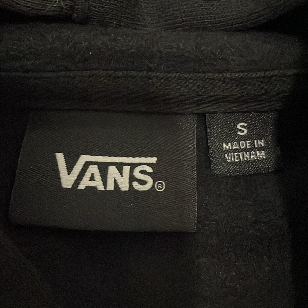 NEW! BLACK AND FLOWERS VANS SWEATSHIRT. SIZE SMALL. BOYS. - Picture 5 of 7